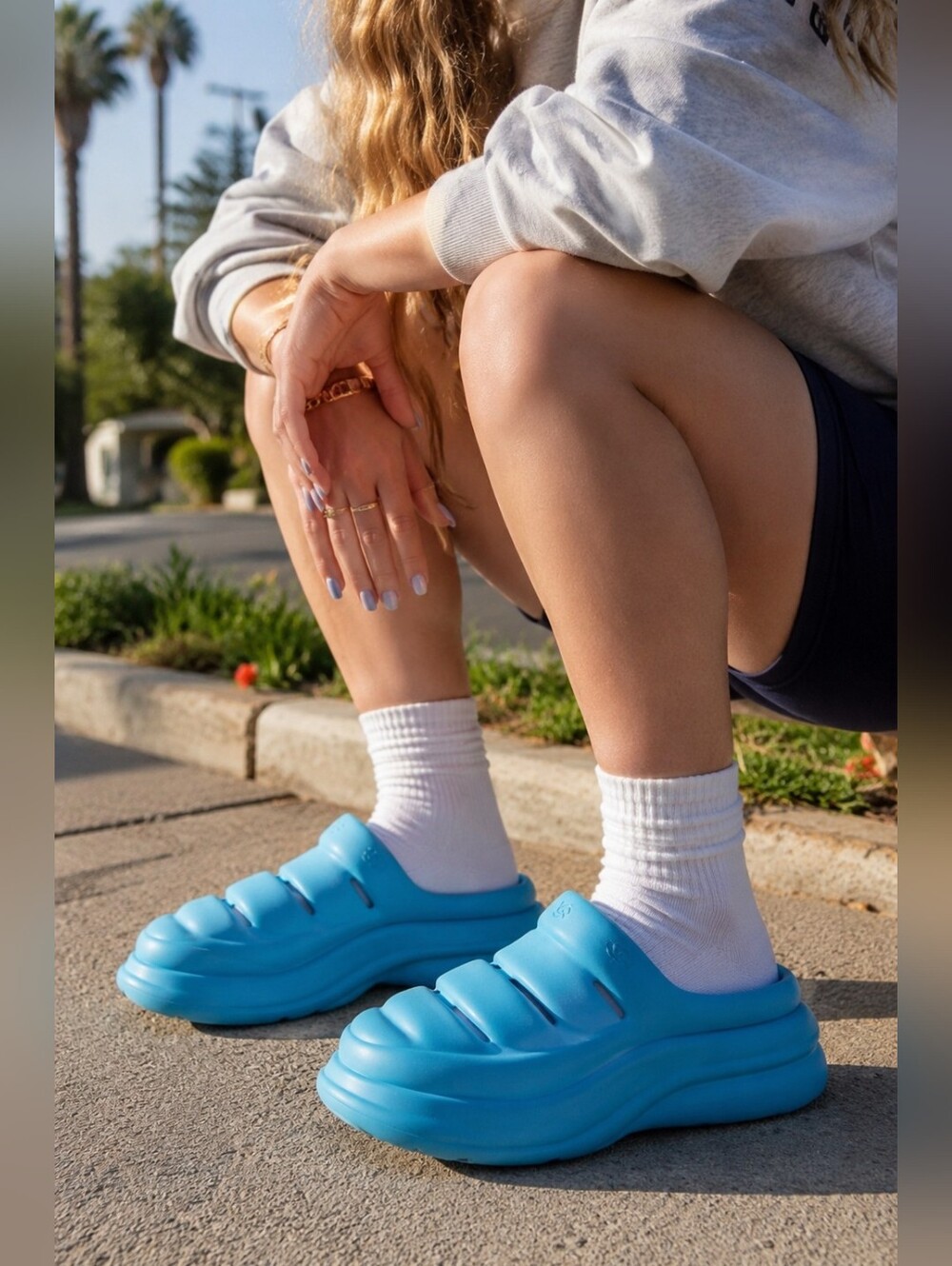 UGG Sport Yeah Clog Size 6